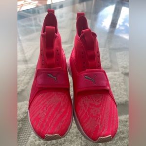 Worn once Puma Ignite hightop sneakers